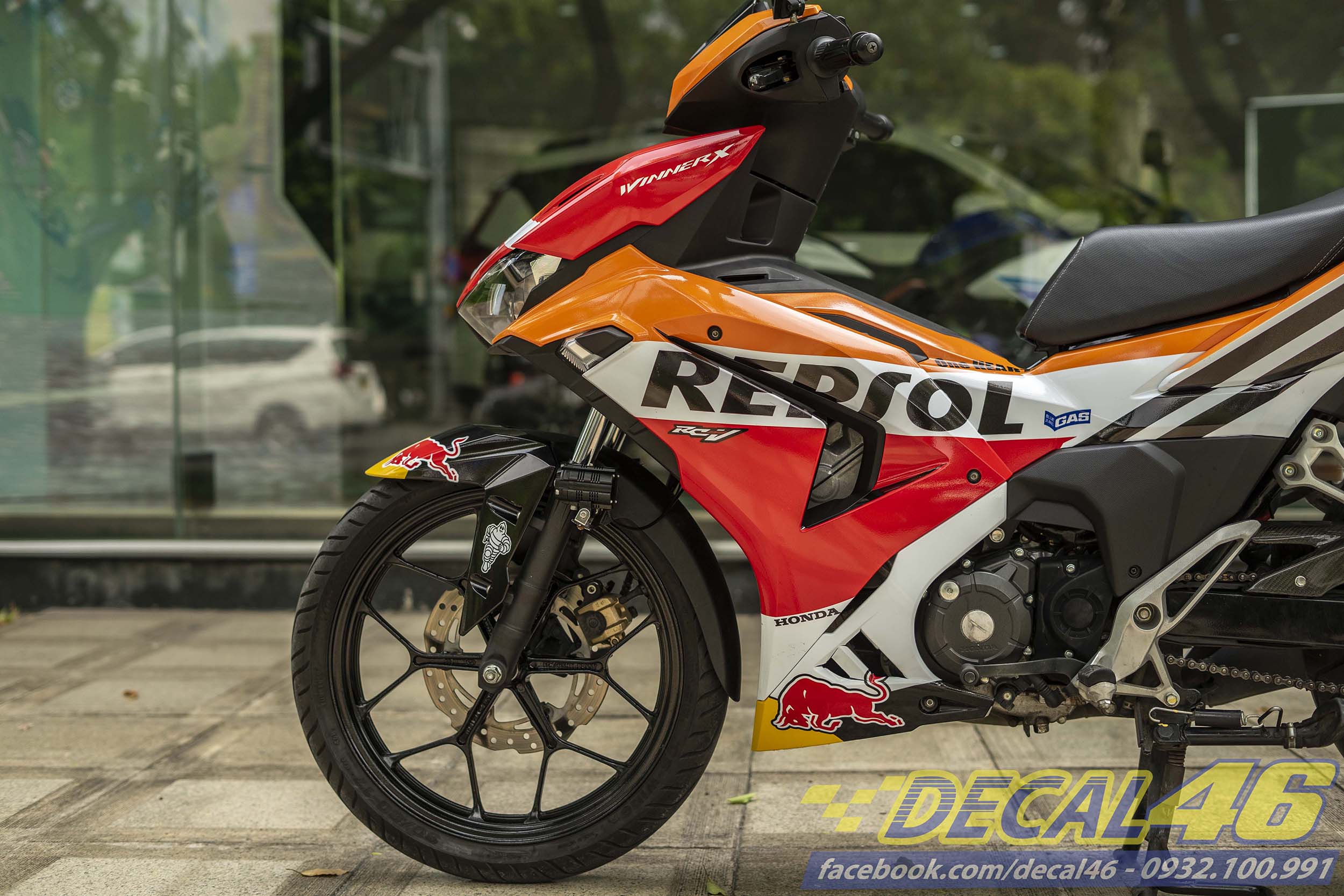 Tem-xe-winner-x-V3-2022-Repsol-3.jpg